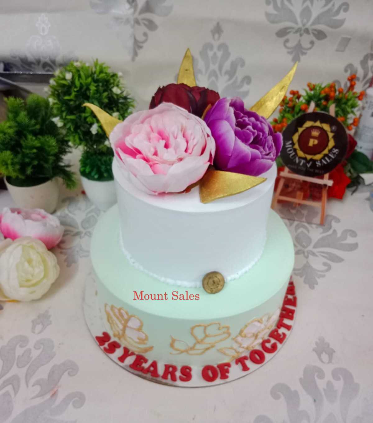 Premium RED N White Velvet Cake